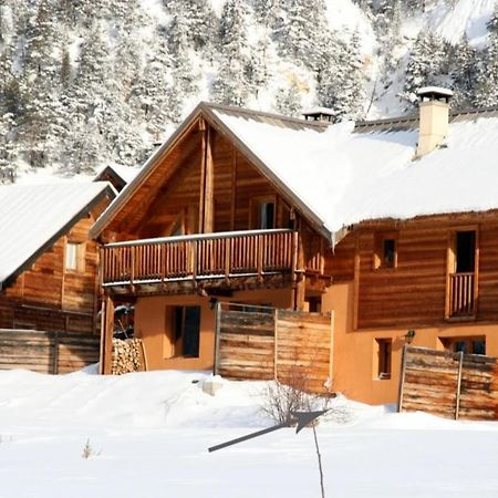 Le Gouroun Hameau Des Chazals Nevache Hautes Alpes المظهر الخارجي الصورة