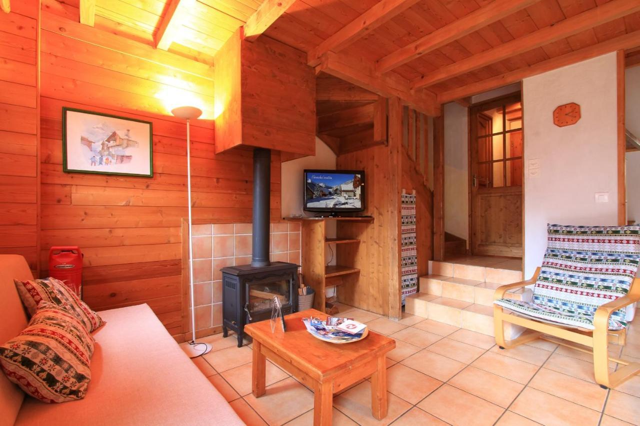 Le Gouroun Hameau Des Chazals Nevache Hautes Alpes المظهر الخارجي الصورة