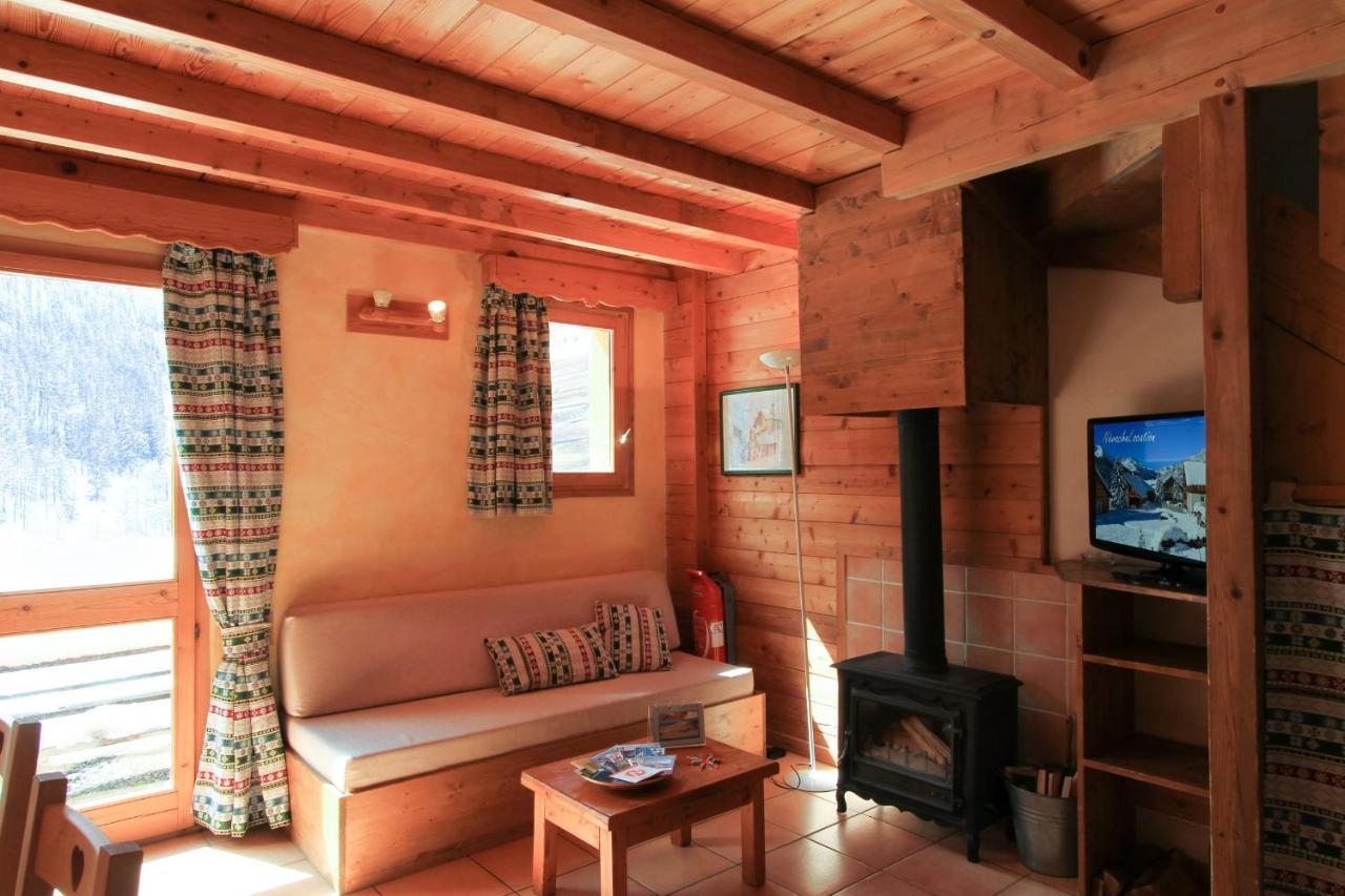 Le Gouroun Hameau Des Chazals Nevache Hautes Alpes المظهر الخارجي الصورة