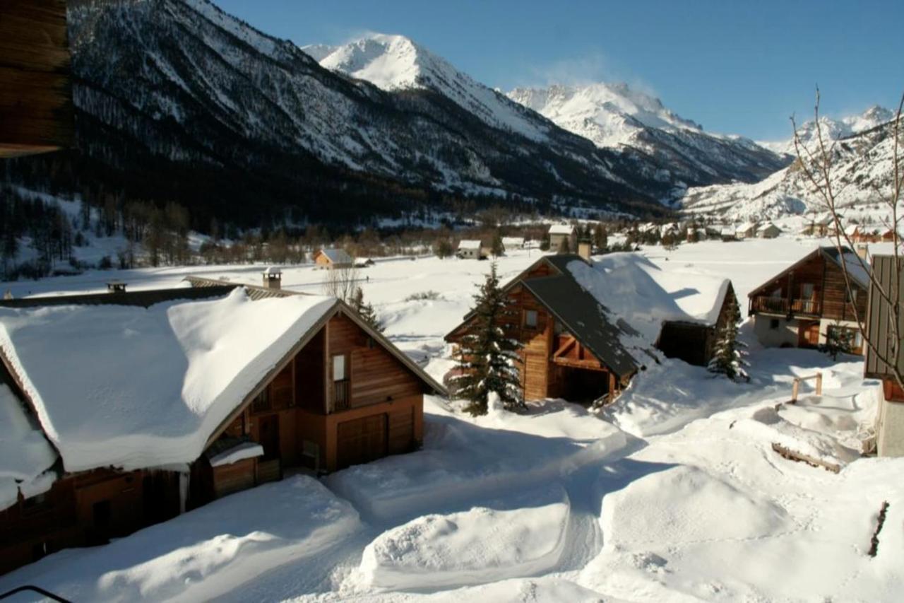 Le Gouroun Hameau Des Chazals Nevache Hautes Alpes المظهر الخارجي الصورة